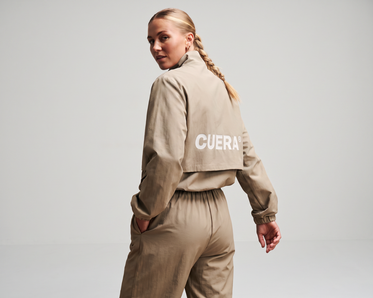 Cuera Track Suit in Taupe – comfort and style for padel and beyond