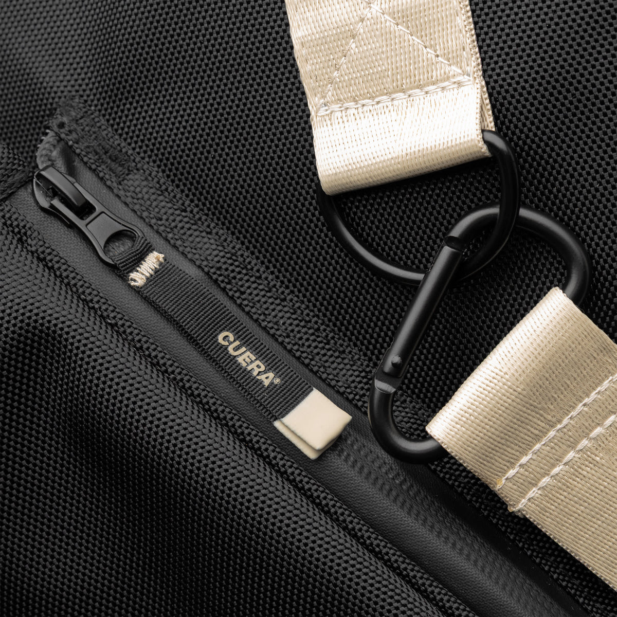 Cuera Oncourt Bagpack small in Black, zip and pocket detail