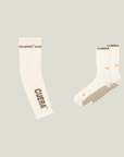 Cuera Oncourt Grip & Compression Set in Off White, flat lay front view